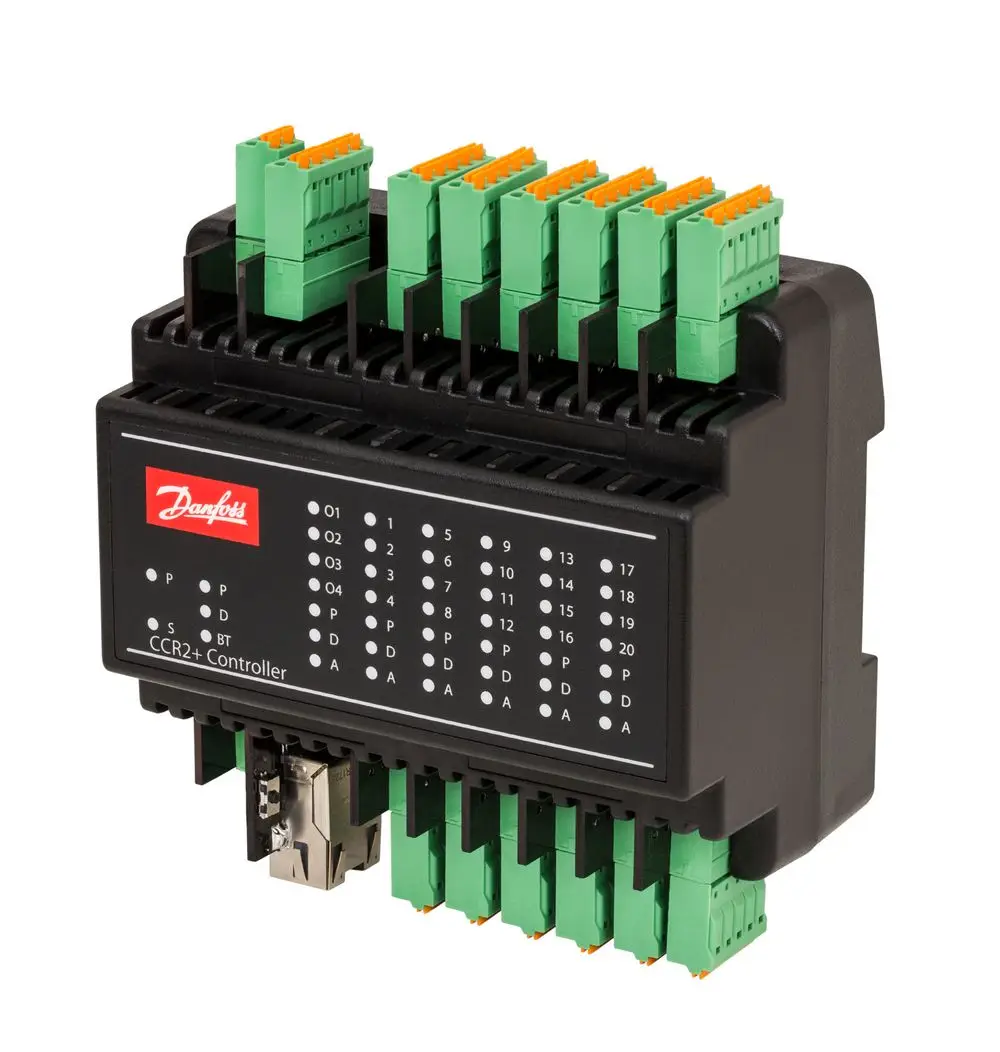 Danfoss CCR2+ Zirkulationsregler mit mehreren Anschlussklemmen für Stellantriebe, ausgelegt für die Steuerung in Heizungs- oder Kühlsystemen.